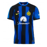 Camisa de Futebol Inter Milan Alessandro Bastoni #95 Equipamento Principal 2023-24 Manga Curta
